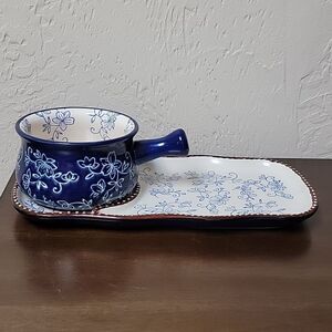 TEMP-TATIONS PRESENTABLE OVENWARE FLORAL LACE BLUE SOUP CROCK AND SANDWICH TRAY